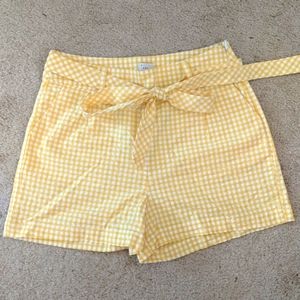 High waisted tie-waist gingham yellow short